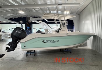 2026 Robalo R200 Seafoam/White Boat